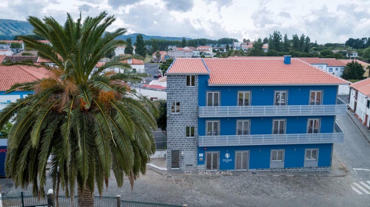 Zigzag Hostel Praia da Vitória Esterno foto