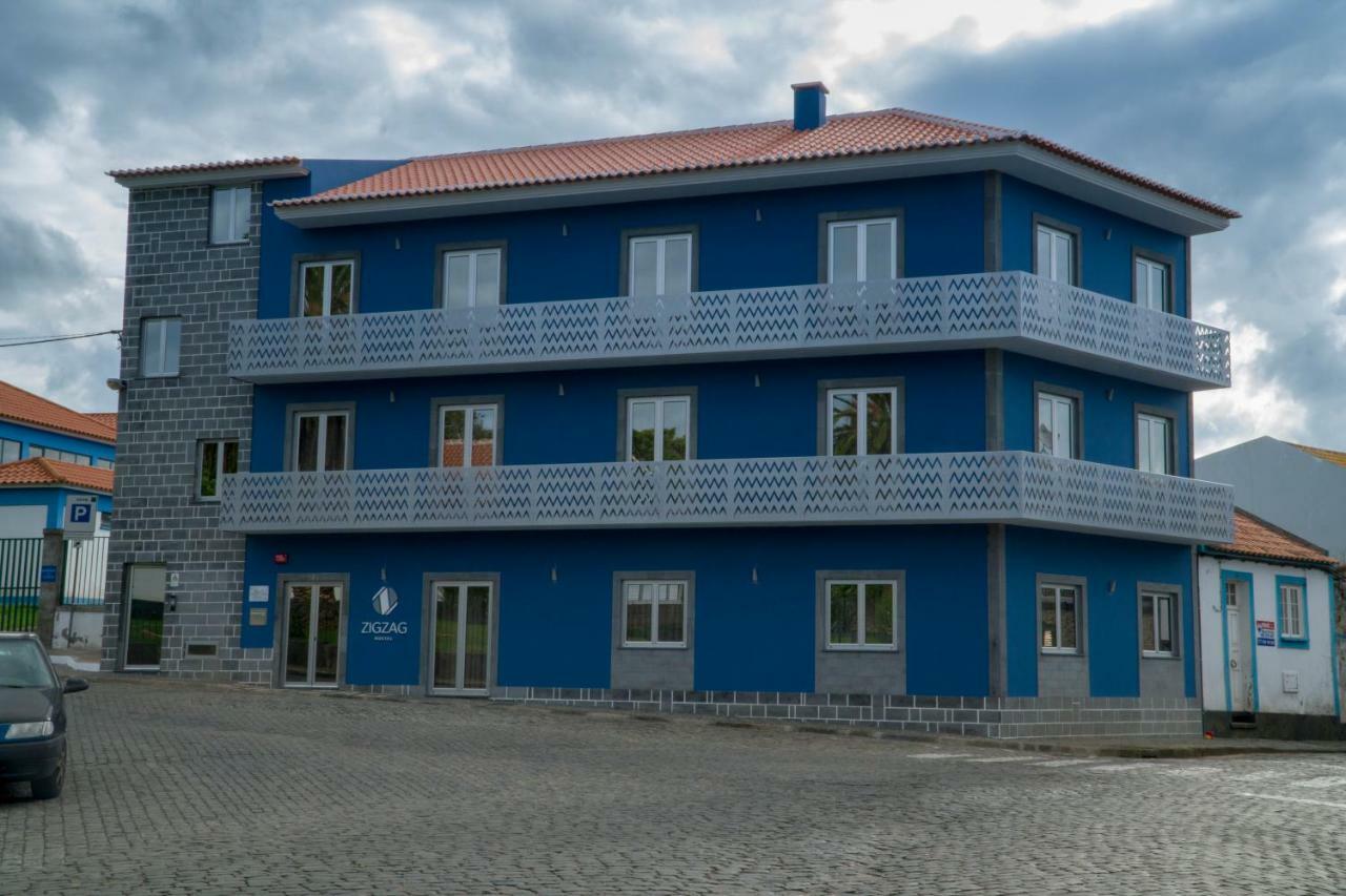 Zigzag Hostel Praia da Vitória Esterno foto