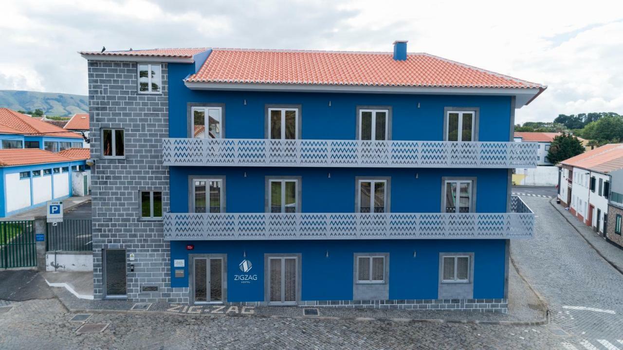Zigzag Hostel Praia da Vitória Esterno foto