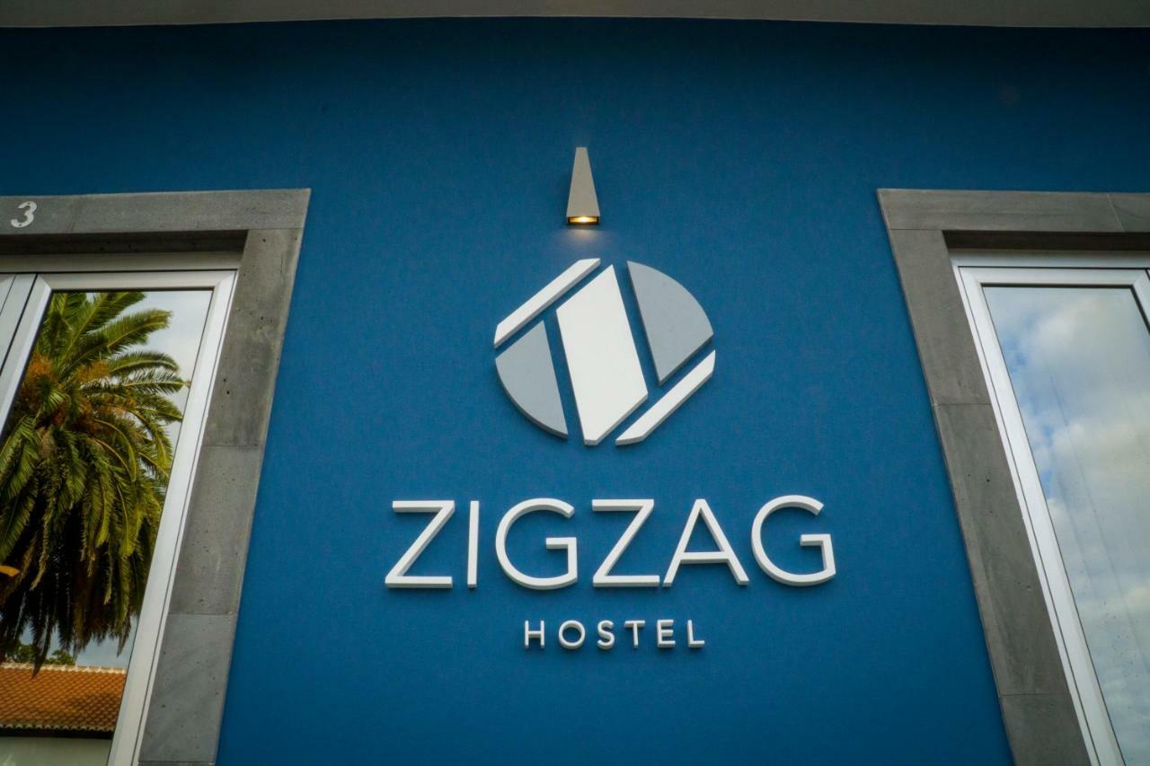 Zigzag Hostel Praia da Vitória Esterno foto